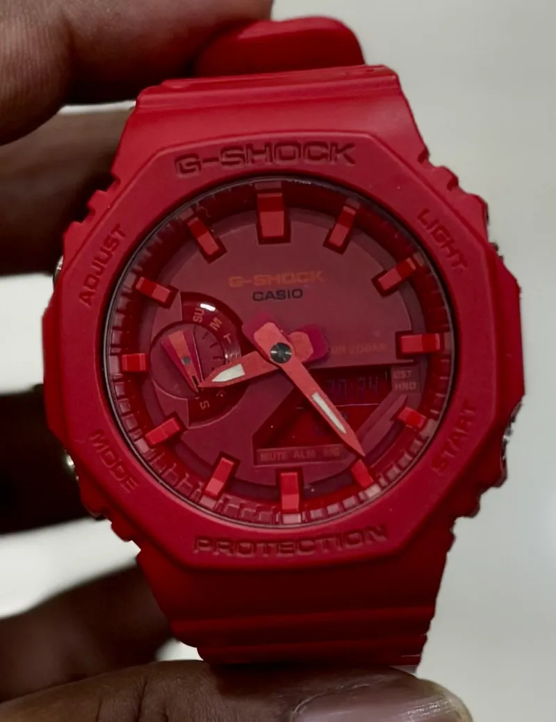 Casio GA-2100-4ADR G-SHOCK CasiOak Red Dial